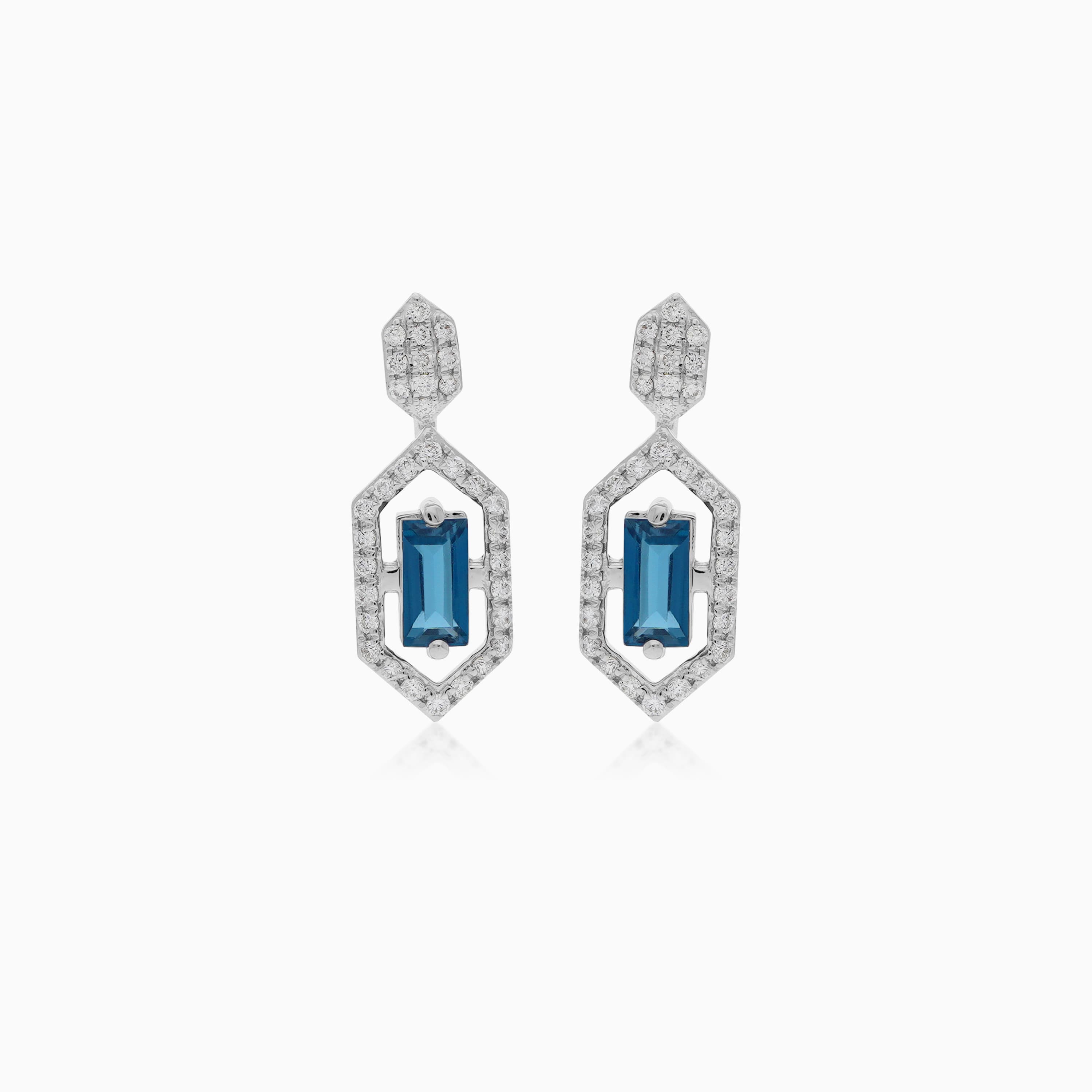 18k White Gold Earrings Featuring a Diamonds and Topaz