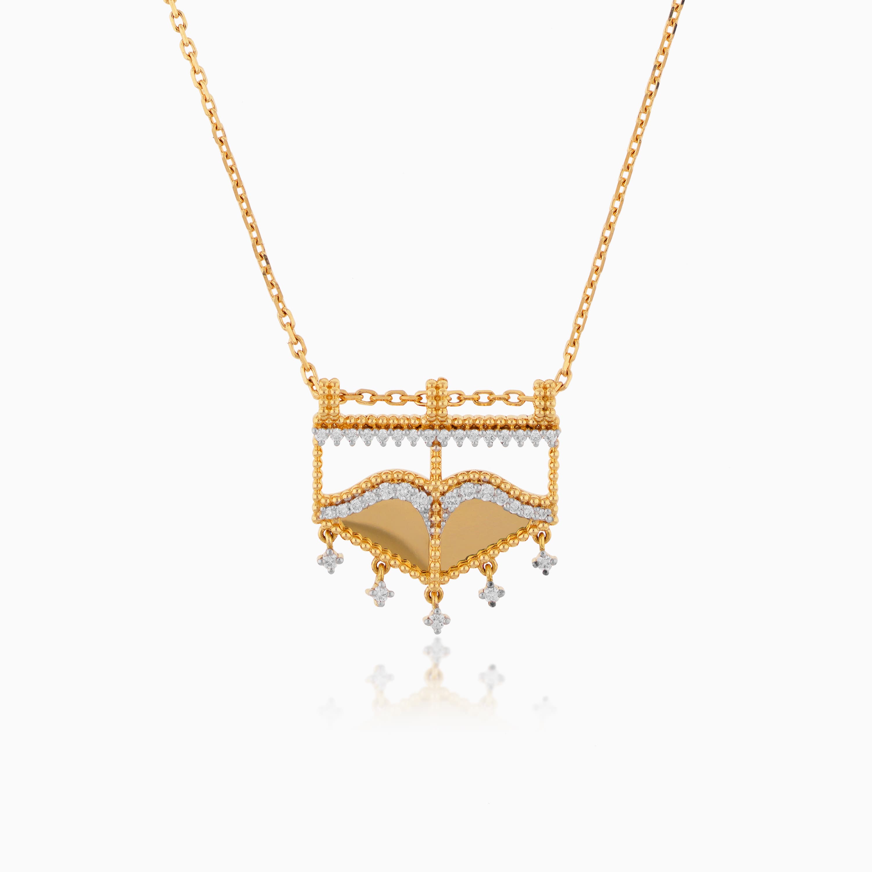 18k Yellow Gold necklace decorated with natural diamond stones from Burqa collection