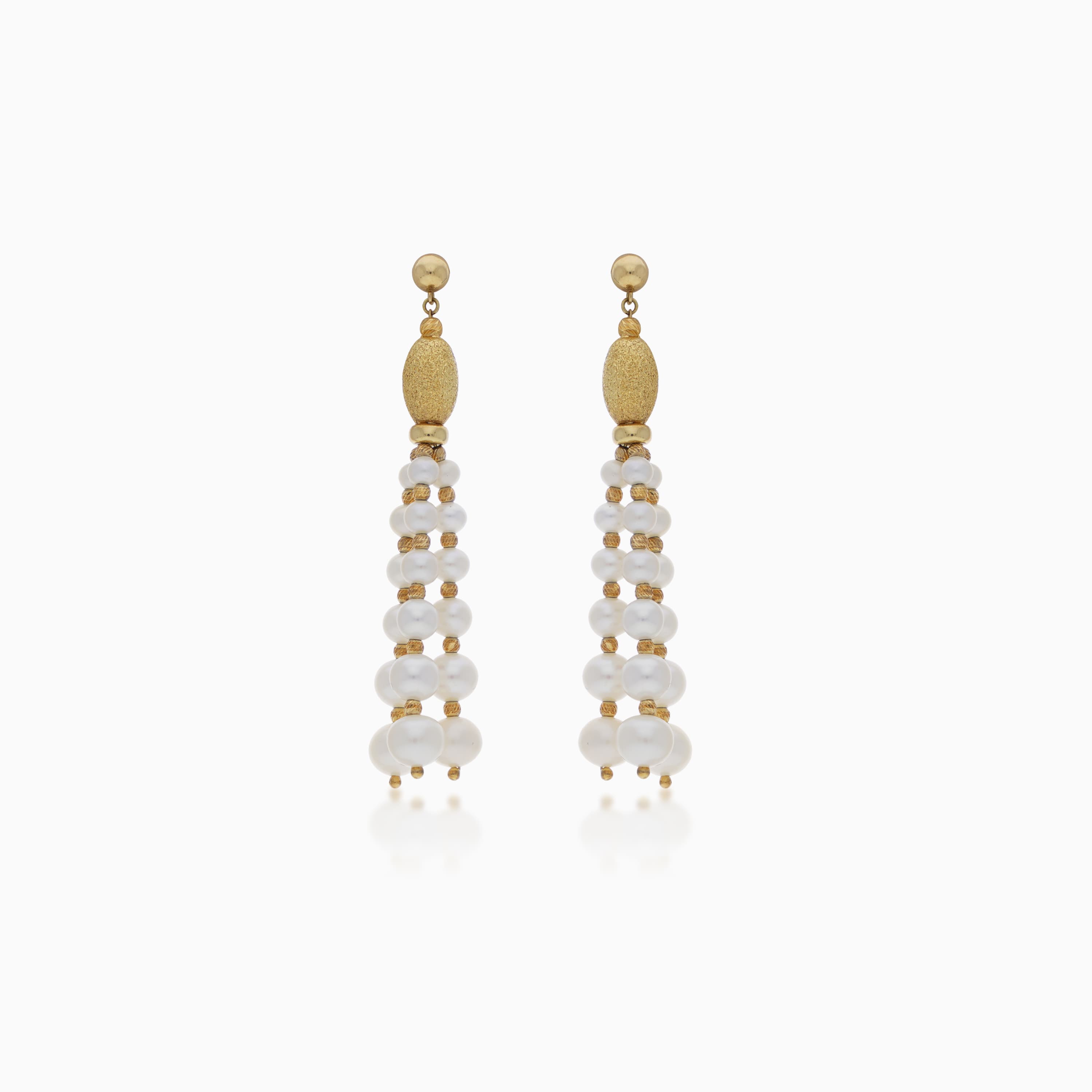 18K YELLOW GOLD EARRING DECORATED WITH DANGLING PEARLS